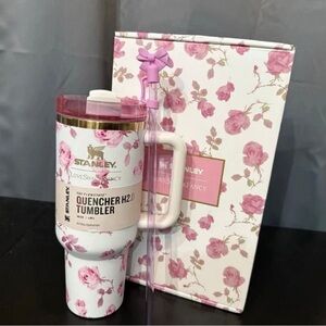 🌹Stanley x LoveShackFancy 40oz Ribbon Rosa